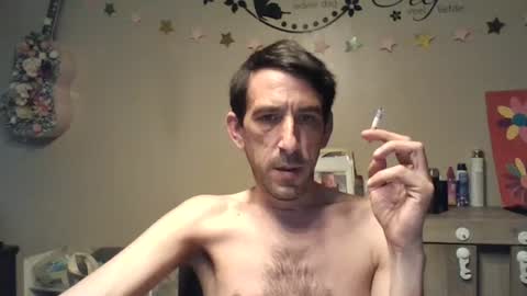 Snapshot of skinnybigcock2 chatting on June 2026 03:31:02 AM SkinnyBigCock2 online show from June 2026 03:31:02 AM
