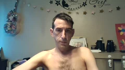 Snapshot of skinnybigcock2 chatting on June 2026 04:51:02 AM SkinnyBigCock2 online show from June 2026 04:51:02 AM