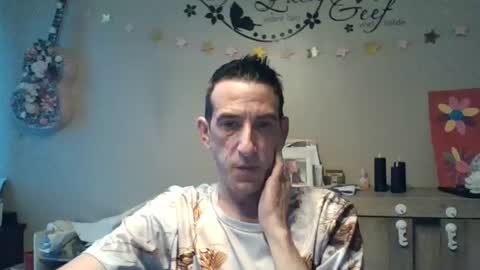Snapshot of skinnybigcock2 chatting on July 2026 05:54:02 AM SkinnyBigCock2 online show from July 2026 05:54:02 AM