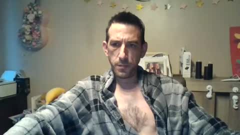 Snapshot of skinnybigcock2 chatting on July 2026 04:05:02 AM SkinnyBigCock2 online show from July 2026 04:05:02 AM