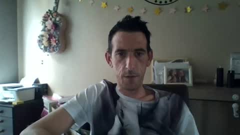 Snapshot of skinnybigcock2 chatting on July 2026 01:31:01 PM SkinnyBigCock2 online show from July 2026 01:31:01 PM
