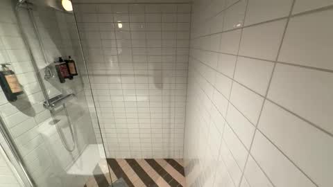 Snapshot of skinnyduderino chatting on November 2025 08:38:01 AM skinnyduderino online show from November 2025 08:38:01 AM