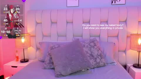Foxy online show from April 2026 08:25:02 PM