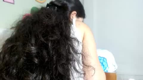 Snapshot of skinnykattylush19 chatting on July 2026 06:17:01 AM katty online show from July 2026 06:17:01 AM