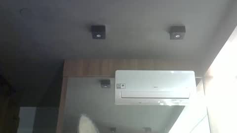 Snapshot of skinnykittencam chatting on April 2026 11:39:02 PM skinnykittencam online show from April 2026 11:39:02 PM