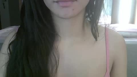 Snapshot of skinnykittencam chatting on April 2026 03:08:02 AM skinnykittencam online show from April 2026 03:08:02 AM