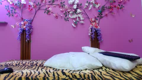 sofia online show from February 2026 01:33:02 PM