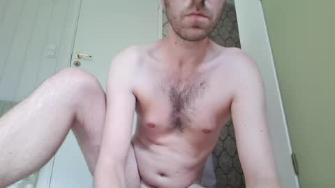 Snapshot of skinnytomdickinson chatting on June 2026 02:21:02 PM skinnytomdickinson online show from June 2026 02:21:02 PM