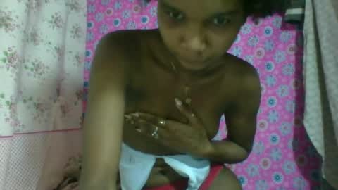 Snapshot of skinygirl2 chatting on July 2026 03:14:02 PM skinygirl2 online show from July 2026 03:14:02 PM