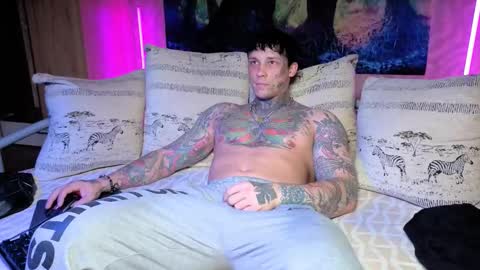 skirlingod online show from October 2025 04:35:02 AM