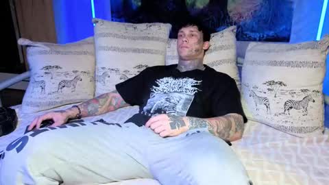 skirlingod online show from October 2025 04:24:01 AM
