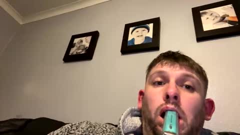 skuzzy25 online show from January 2025 03:50:02 AM