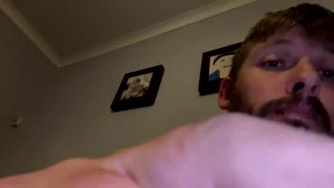 skuzzy25 online show from October 2025 01:38:01 AM