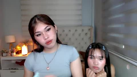 Snapshot of sky_fox_sweetxx chatting on February 2025 07:56:02 AM online show from February 2025 07:56:02 AM