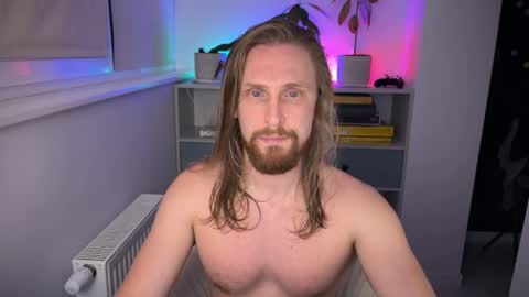 Snapshot of sky_guy25 chatting on November 2025 09:06:02 PM sky_guy25 online show from November 2025 09:06:02 PM