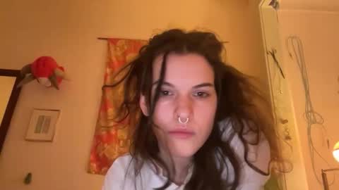 Snapshot of sky_lounge chatting on April 2026 12:21:02 AM sky lounge online show from April 2026 12:21:02 AM