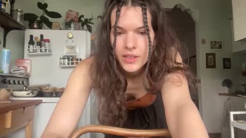 Snapshot of sky_lounge chatting on May 2026 04:12:01 PM sky lounge online show from May 2026 04:12:01 PM