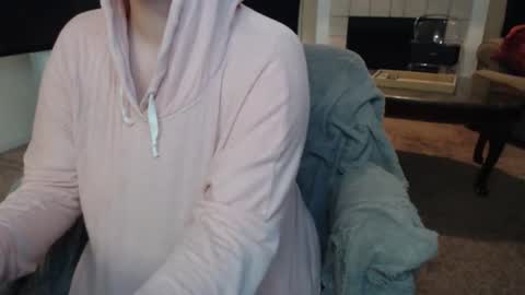 SKYLE   online show from January 2026 07:40:01 PM