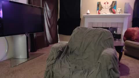 SKYLE   online show from February 2026 07:12:01 PM