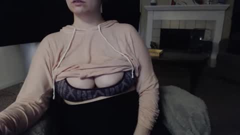 SKYLE   online show from March 2026 08:56:02 PM