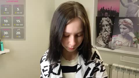 Snapshot of skyemcguire chatting on April 2026 04:37:01 PM Melissa online show from April 2026 04:37:01 PM