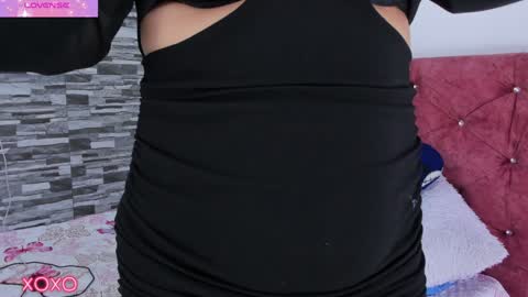 Snapshot of skyhotgirl chatting on February 2025 06:13:01 PM Sky online show from February 2025 06:13:01 PM