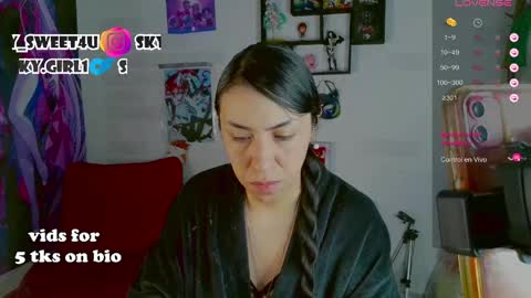 Snapshot of skylady05 chatting on May 2026 01:32:02 AM millie online show from May 2026 01:32:02 AM
