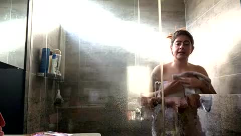 Skyler online show from October 2025 09:34:02 PM