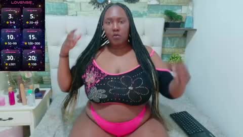 Snapshot of skyler_naomi chatting on April 2026 02:43:01 PM skyler_naomi online show from April 2026 02:43:01 PM