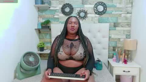 Snapshot of skyler_naomi chatting on May 2026 01:59:01 PM skyler_naomi online show from May 2026 01:59:01 PM