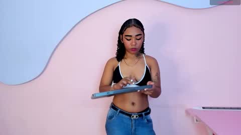 skylerbloom online show from October 2025 03:21:02 AM