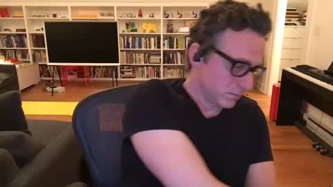 Snapshot of skyline3371 chatting on February 2026 04:46:02 AM Skyline3371 online show from February 2026 04:46:02 AM