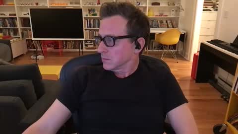 Snapshot of skyline3371 chatting on March 2026 04:14:02 AM Skyline3371 online show from March 2026 04:14:02 AM