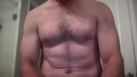 Snapshot of skylineboatclub chatting on October 2025 03:42:02 AM skylineboatclub online show from October 2025 03:42:02 AM