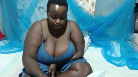 Snapshot of skylla07 chatting on May 2026 04:31:01 AM sheliah online show from May 2026 04:31:01 AM