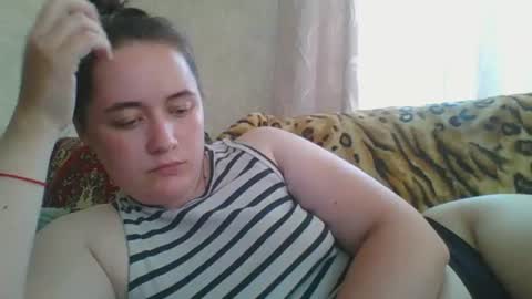 Snapshot of skyressie333 chatting on June 2026 10:59:02 AM skyressie333 online show from June 2026 10:59:02 AM