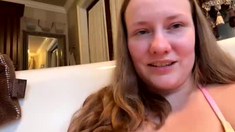 Sky Winters online show from January 2025 09:09:02 PM