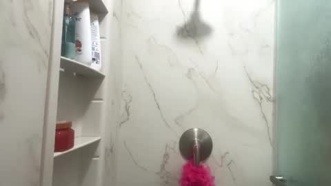 Sky Winters online show from March 2025 06:50:01 PM