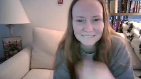 Snapshot of skywinters chatting on February 2026 10:13:02 PM Sky Winters online show from February 2026 10:13:02 PM