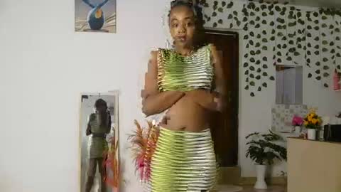 Snapshot of skyy_brown chatting on July 2026 05:25:02 AM Bella online show from July 2026 05:25:02 AM