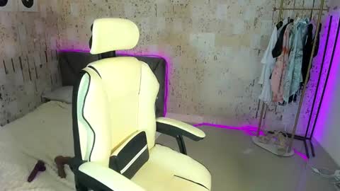 Snapshot of slaughtyalexxx chatting on January 2025 09:47:01 PM Alexandria my love online show from January 2025 09:47:01 PM