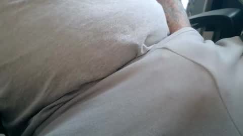 Snapshot of sleek0120 chatting on February 2026 03:41:02 PM sleek0120 online show from February 2026 03:41:02 PM