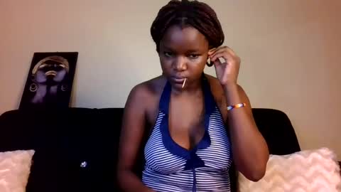 Snapshot of sleek_tits chatting on July 2026 07:43:01 AM sleek_tits online show from July 2026 07:43:01 AM
