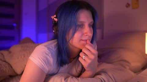 Sonya online show from October 2025 08:50:02 PM