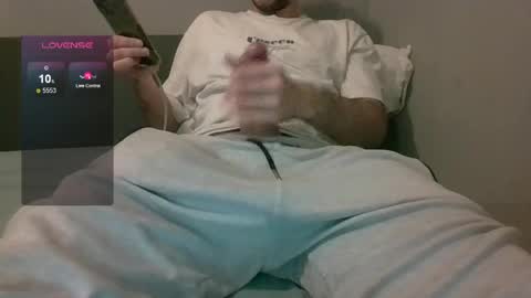 sleepless19 online show from April 2026 09:12:01 PM