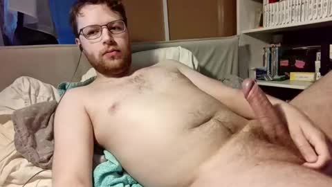 Snapshot of slender_slit chatting on April 2026 05:07:01 PM slender_slit online show from April 2026 05:07:01 PM
