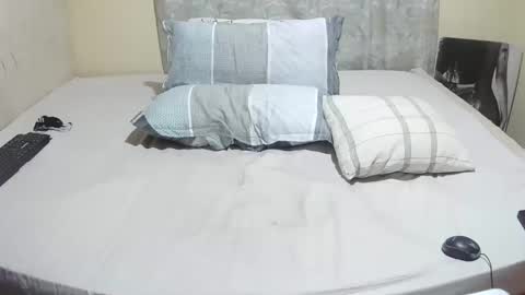 Snapshot of slender_sweetbabe chatting on May 2026 11:37:01 AM slender_sweetbabe online show from May 2026 11:37:01 AM