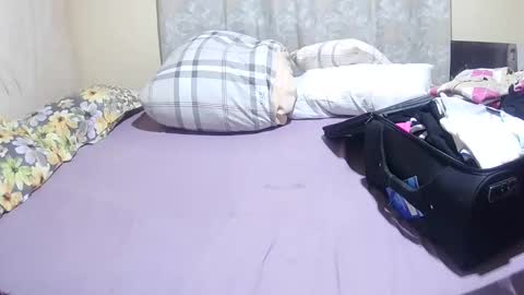 Snapshot of slender_sweetbabe chatting on June 2026 06:26:02 AM slender_sweetbabe online show from June 2026 06:26:02 AM