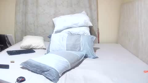 Snapshot of slender_sweetbabe chatting on June 2026 11:02:01 AM slender_sweetbabe online show from June 2026 11:02:01 AM
