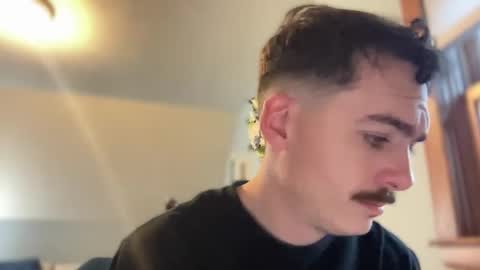 Snapshot of slickmass chatting on February 2025 10:14:01 PM SlickMass online show from February 2025 10:14:01 PM